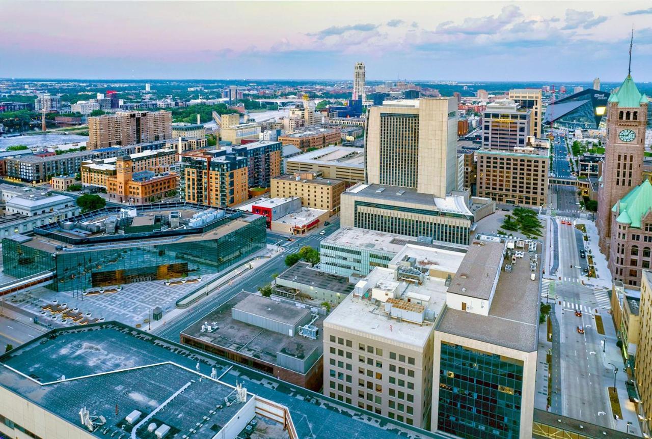 Home2 Suites By Hilton Minneapolis Downtown Exterior foto