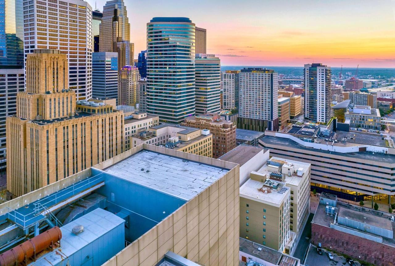 Home2 Suites By Hilton Minneapolis Downtown Exterior foto
