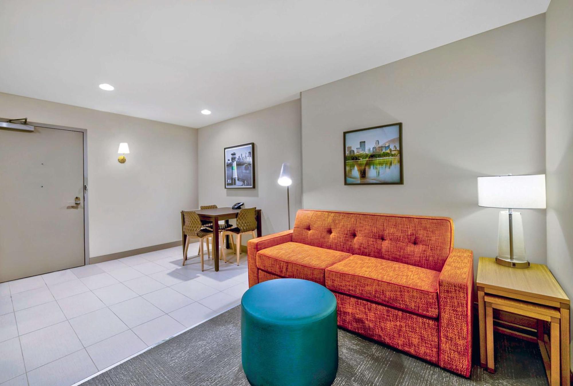 Home2 Suites By Hilton Minneapolis Downtown Exterior foto